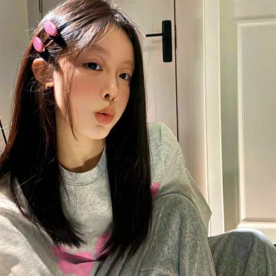 地铁女孩